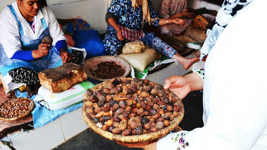 アルガンオイル, モロッコ美容, アマーズィーグ（Amazigh）, アルガンオイルの歴史, 伝統製法